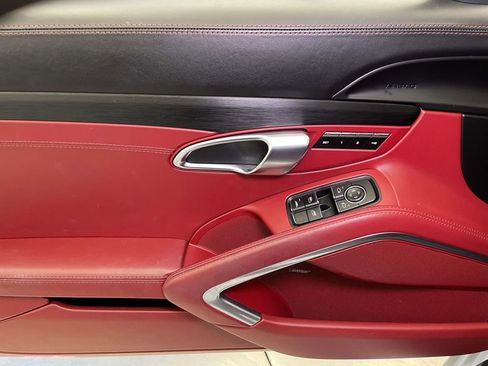 Used 2018 Porsche 911 Carrera GTS image 34