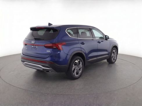 Used 2022 Hyundai Santa Fe SE AWD/4WD image 4