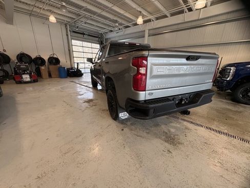 Used 2024 Chevrolet Silverado 1500 Custom Trail Boss image 3