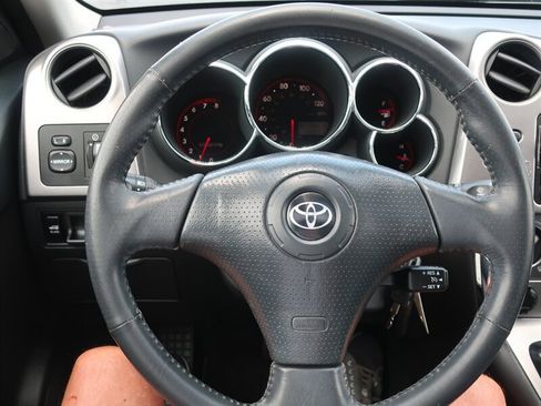 Used 2006 Toyota Matrix XR FWD image 16