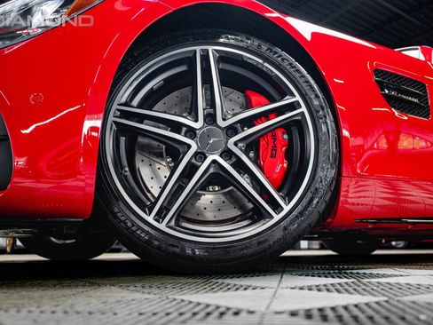 Used 2018 Mercedes-Benz AMG GT C image 11
