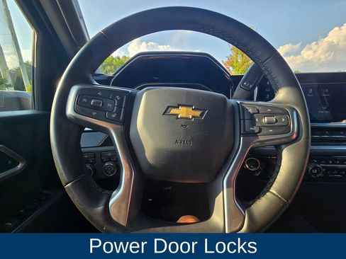 Used 2025 Chevrolet Silverado 2500 LT w/ Convenience Package AWD/4WD image 23