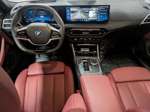 Used 2025 BMW i4 xDrive40i w/ Premium Package image 17