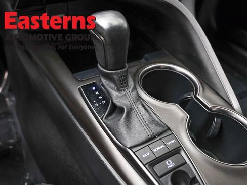 Used 2023 Toyota Camry SE AWD/4WD image 13