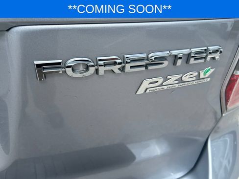 Used 2016 Subaru Forester 2.5i Touring w/ Eyesight & Navigation System AWD/4WD image 17