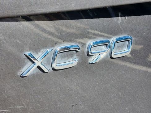 Used 2023 Volvo XC90 T8 Plus w/ Protection Package Premier image 17