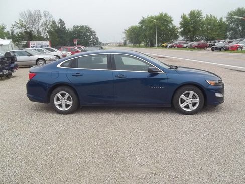 Used 2019 Chevrolet Malibu LS w/ Driver Confidence Package image 1