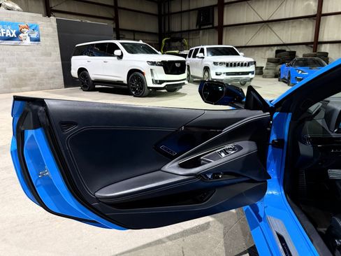 Used 2023 Chevrolet Corvette Stingray Preferred Cpe w/ Stealth Interior Trim Package RWD image 19
