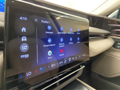 Used 2024 Lincoln Nautilus Reserve w/ Equipment Group 202A image 30