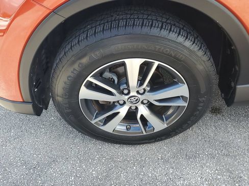 Used 2016 Toyota RAV4 XLE FWD image 3