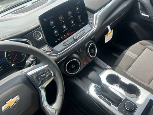 New 2026 Chevrolet Blazer LT w/ Convenience Package FWD image 29