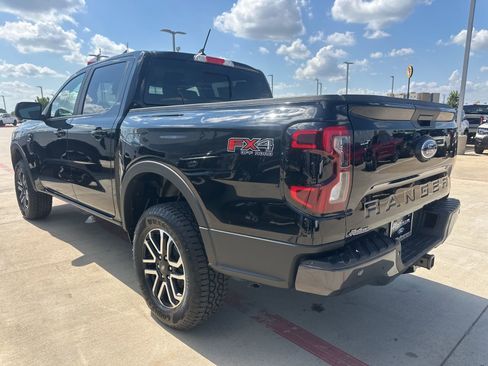 New 2025 Ford Ranger Lariat w/ FX4 Off-Road Package image 7