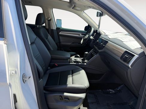 Certified 2022 Volkswagen Atlas SEL AWD/4WD image 19