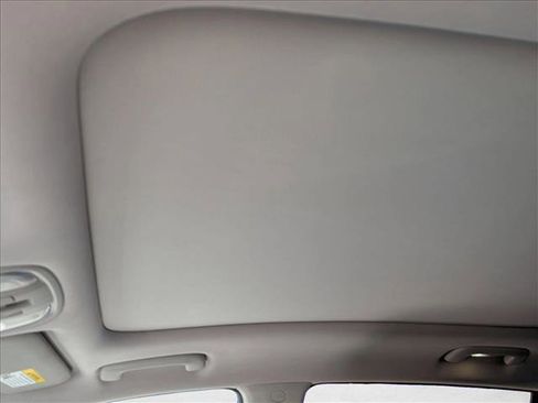 Used 2018 Kia Sportage EX w/ EX Technology Package image 12