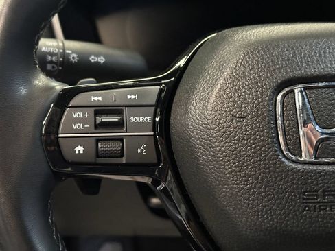 Used 2025 Honda Civic Sport image 10