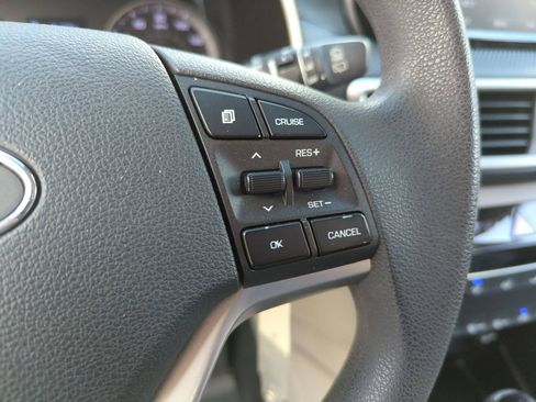 Used 2019 Hyundai Tucson SE AWD/4WD image 12