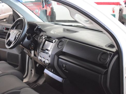 Used 2016 Toyota Tundra SR image 35