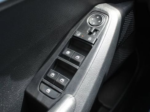 Certified 2024 Kia Seltos LX AWD/4WD image 17