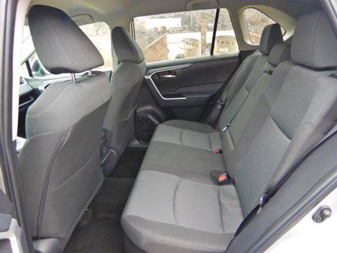 Used 2025 Toyota RAV4 XLE image 14