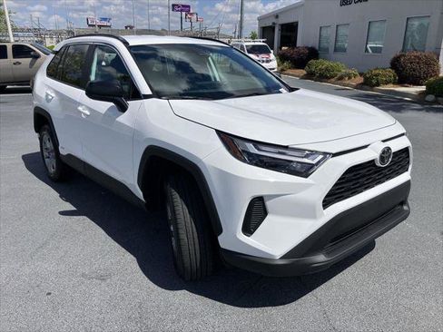 Certified 2025 Toyota RAV4 LE image 7