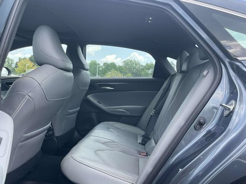 Used 2020 Toyota Avalon Limited w/ Advanced Safety Package FWD image 11