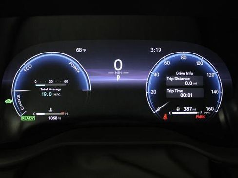 Certified 2025 Toyota Sienna XLE Woodland Edition image 15