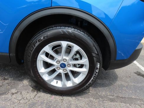 Used 2020 Ford Escape SE FWD image 13