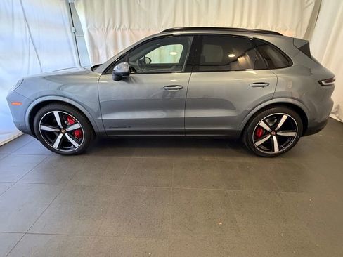 New 2026 Porsche Cayenne S AWD/4WD image 2