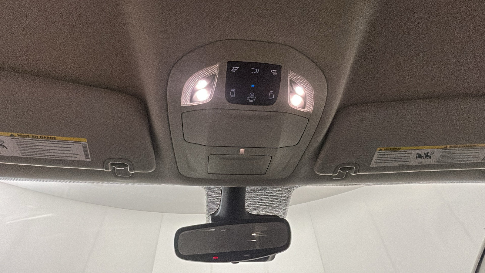 Used 2024 Chrysler Pacifica Limited FWD image 29