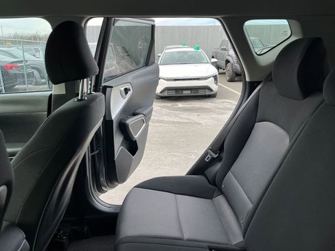 Used 2025 Kia Soul LX w/ LX Technology Package image 37