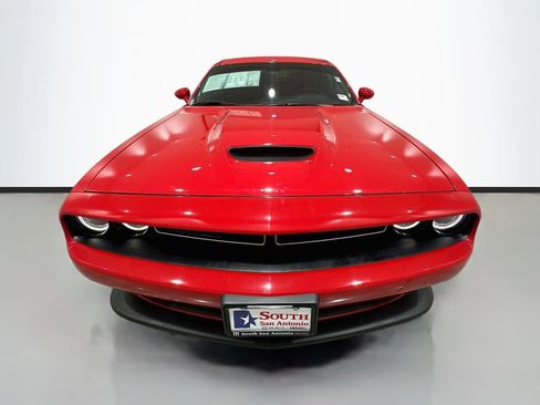 Used 2023 Dodge Challenger R/T RWD image 2