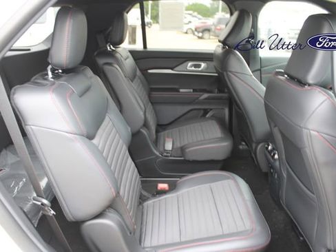 New 2026 Ford Explorer ST-Line w/ ST-Line Street Pack RWD image 9