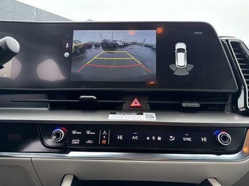 Used 2023 Kia Sportage EX image 25