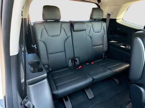 New 2025 Kia Telluride S image 28