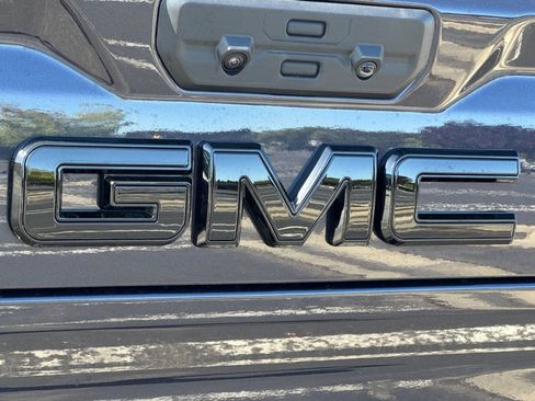 Used 2026 GMC Sierra 2500 AT4 w/ AT4 Premium Plus Package AWD/4WD image 51