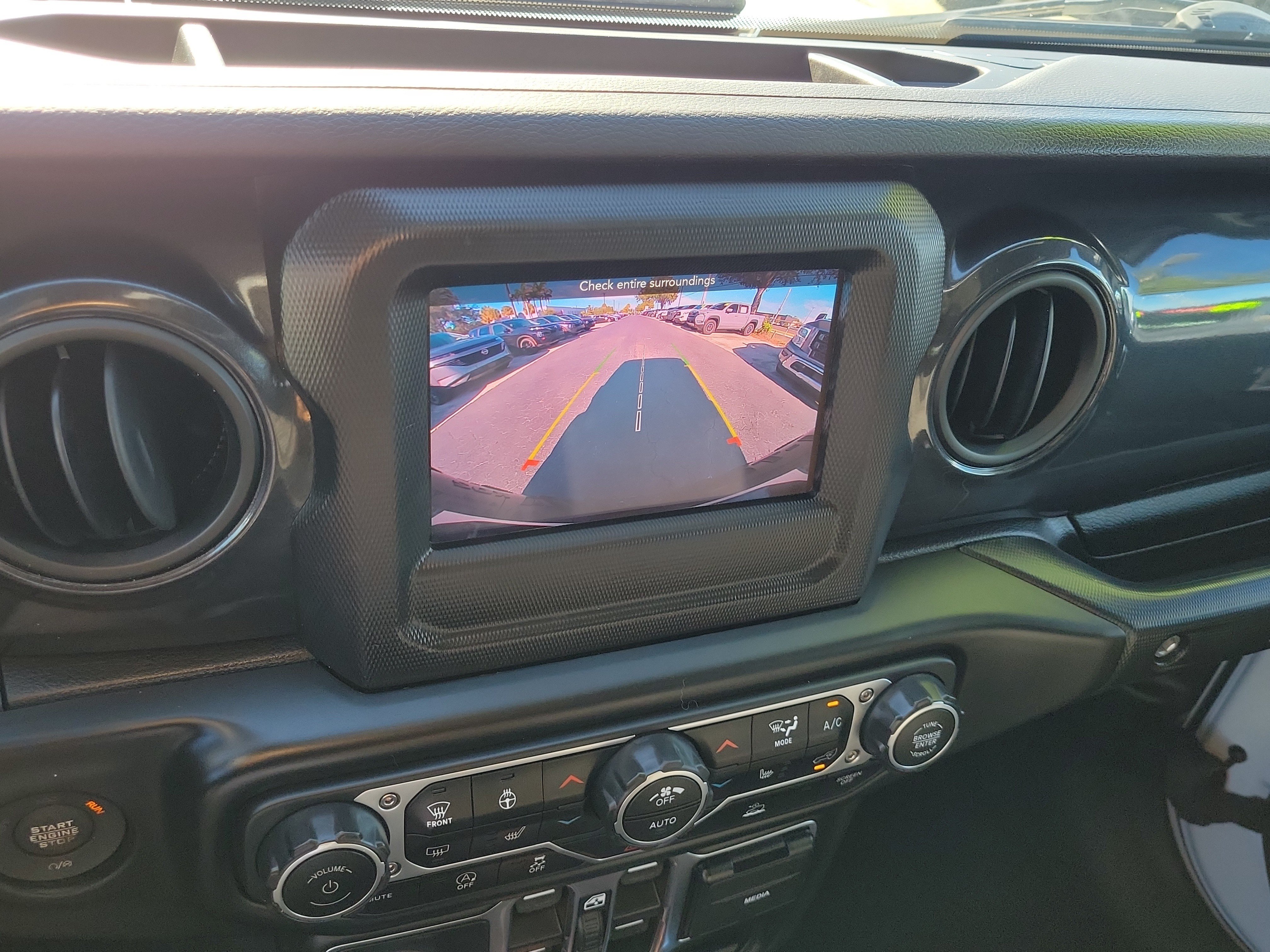 Used 2023 Jeep Wrangler Unlimited Sport AWD/4WD image 24