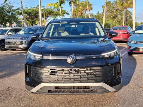 New 2026 Volkswagen Tiguan S FWD image 2