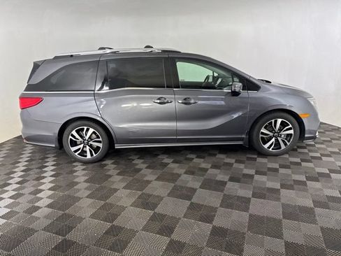 Used 2019 Honda Odyssey Elite image 6