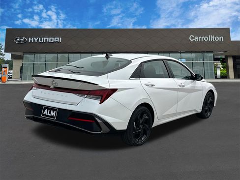 New 2026 Hyundai Elantra SEL Sport Premium FWD image 6