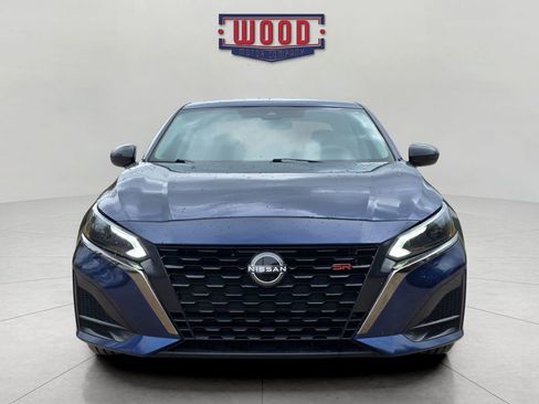 Used 2024 Nissan Altima 2.5 SR image 5