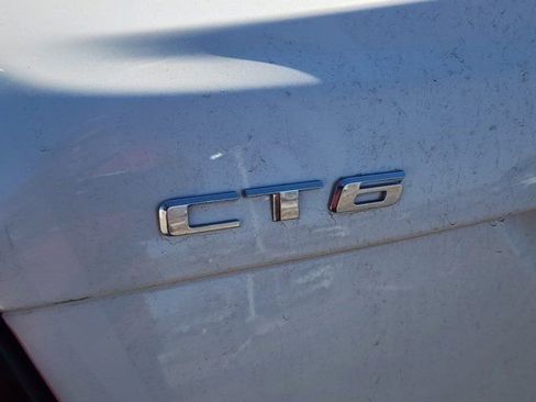 Used 2018 Cadillac CT6 Luxury image 9
