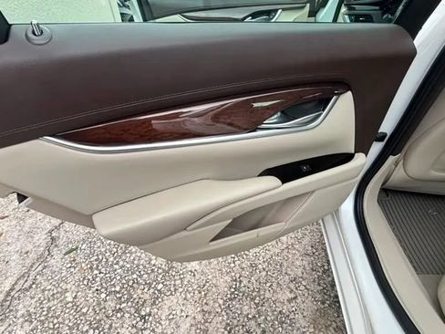 Used 2016 Cadillac XTS Luxury w/ Driver Awareness Package FWD image 12