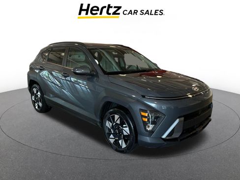 Used 2025 Hyundai Kona SEL image 1
