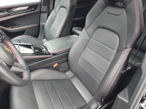 Certified 2025 Porsche Panamera 4 AWD/4WD image 17