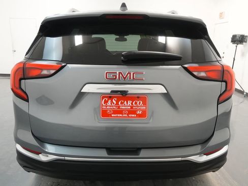 Used 2020 GMC Terrain SLT image 8