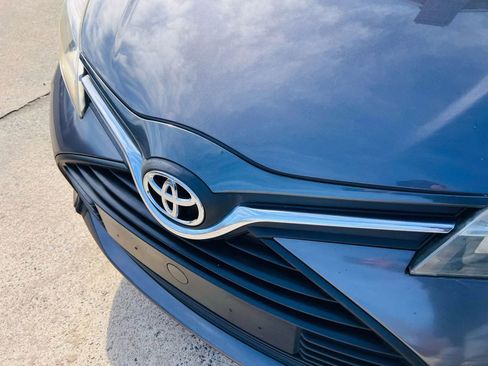 Used 2015 Toyota Yaris L image 31