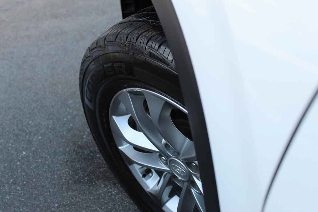 Used 2019 Hyundai Santa Fe SEL FWD image 29