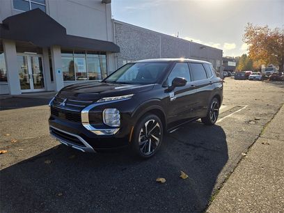 New 2025 Mitsubishi Outlander SE