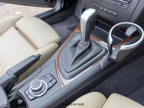 Used 2010 BMW 135i Convertible image 70