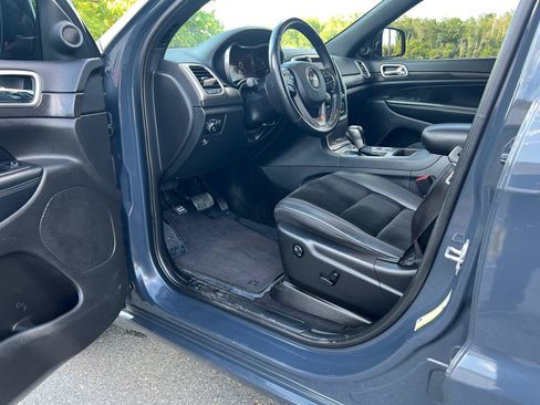 Used 2018 Jeep Grand Cherokee Altitude AWD/4WD image 21